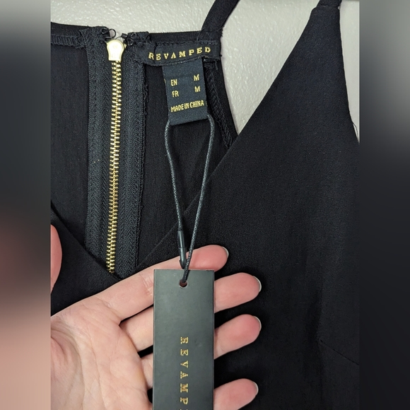 Revamped black mini bodycon - Picture 2 of 3